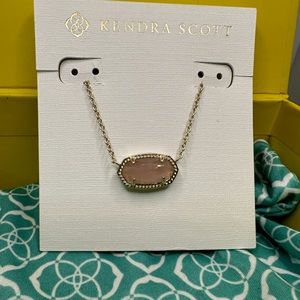 NWOT Kendra Scott Elisa Gold Rose Quartz Pendant Necklace